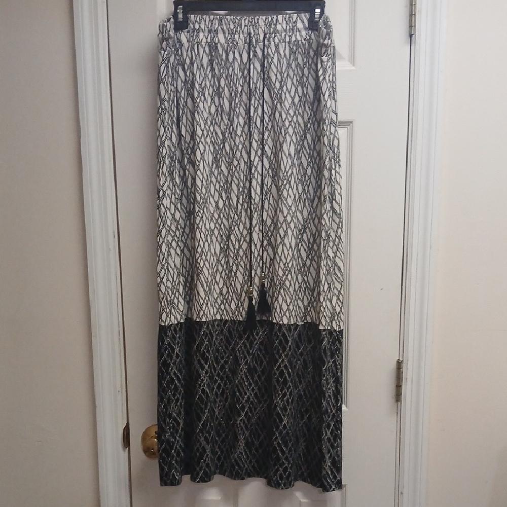 CATO WOMAN Elegant Black and White Maxi Skirt 18/20W